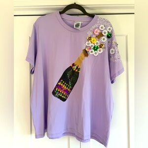 QUEEN OF SPARKLES TEE